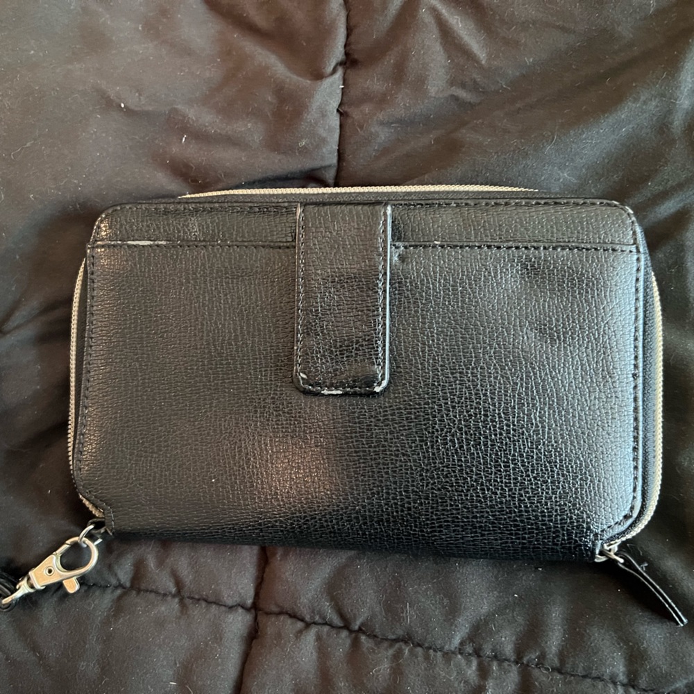 Black leather wristlet / wallet
